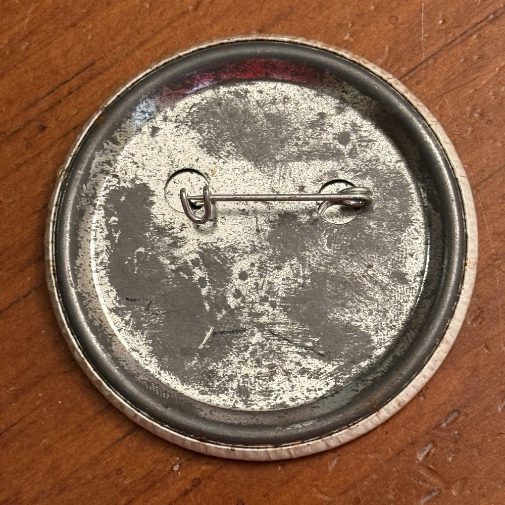 April In Rockford Collector Car Auction Show VTG Pinback Button Pin Round Circle - Picture 3 of 3